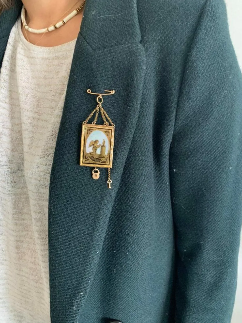 Broche Médaillon Or Rose Verre églomisé