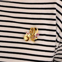 Broche Noeud Or, Diamants, Saphirs