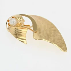 Broche noeud vintage or brossé et perle