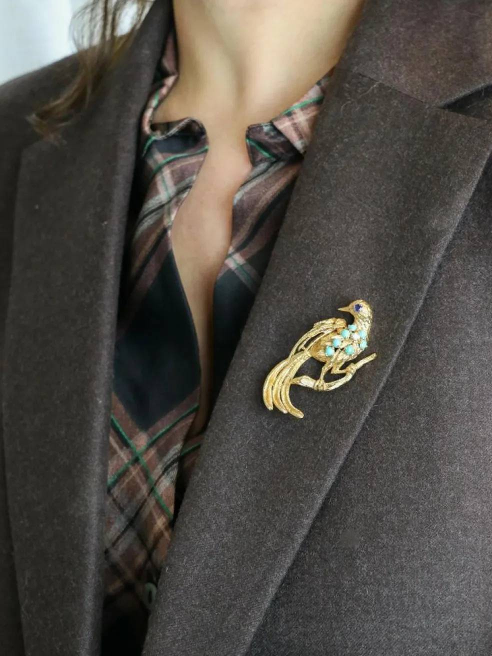 Broche oiseau vintage or jaune saphir turquoise diamant