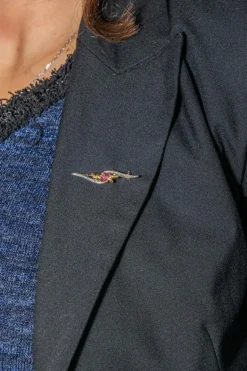 Broche Or jaune Rubis