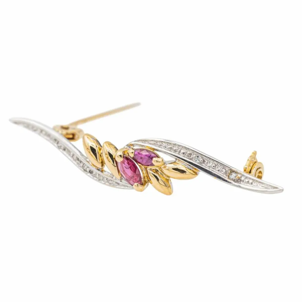 Broche Or jaune Rubis