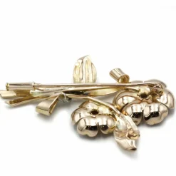 Broche or, platine, diamants, rubis
