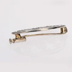 Broche ovales et ses cloches diamantées