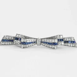 Broche ruban, diamants et saphirs
