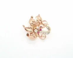 Broche vintage avec diamants et rubis