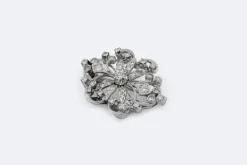 Broche vintage en or blanc et diamants