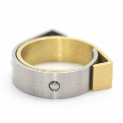CARL DAU – Bague GEOMETRY en or et acier