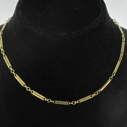 Chaine ancienne or jaune maille filigranée