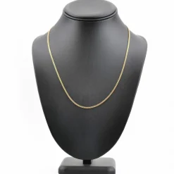 Chaine en or jaune maille gourmette limée