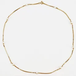 Chaine en or maille cube et perles de culture