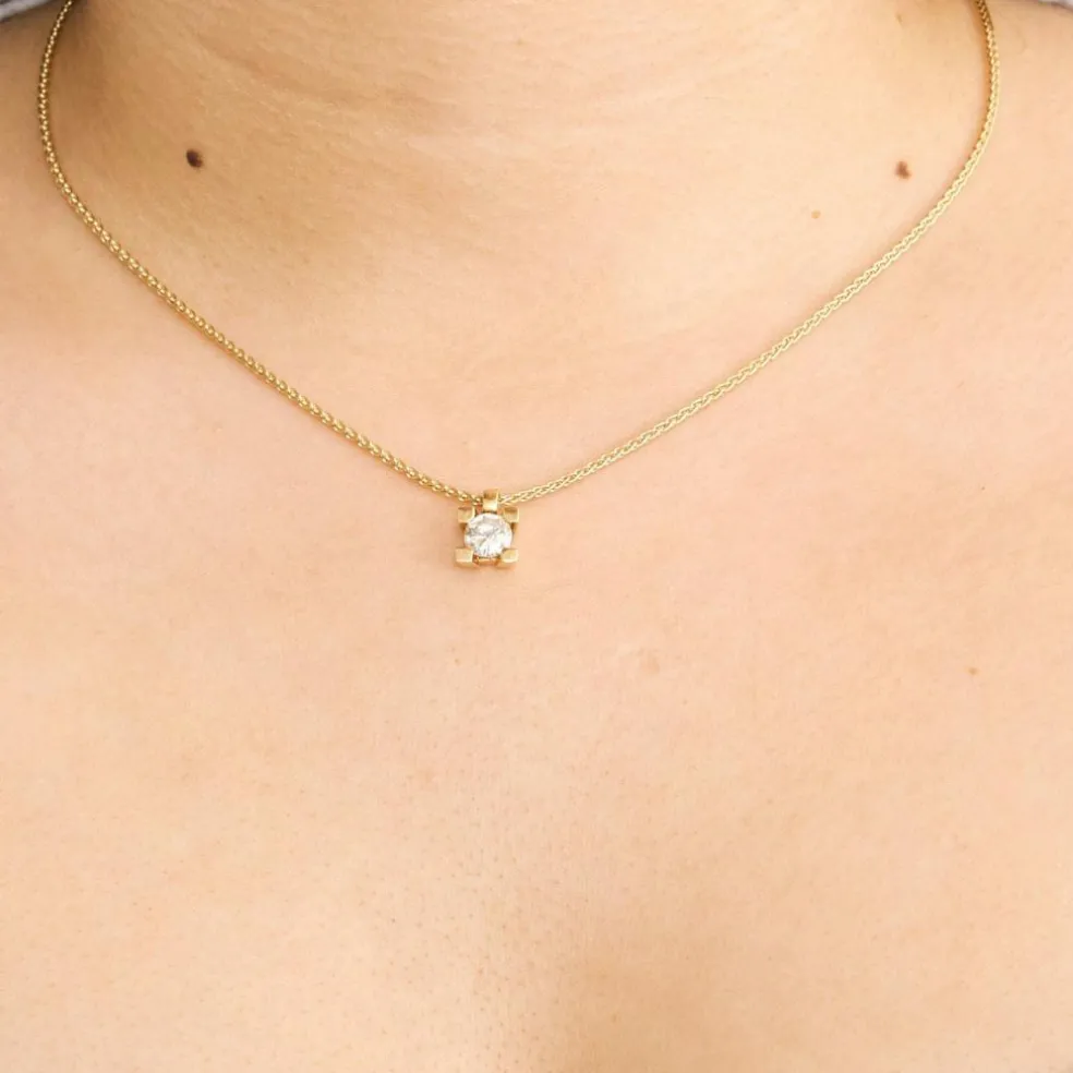 Chaine et pendentif or jaune et diamant