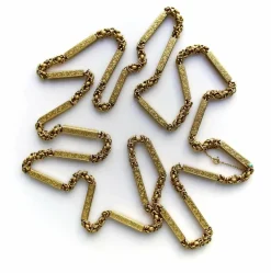 Chaîne de garde longue à maillons fantaisie en or 14 carats de style victorien avec détails en relief