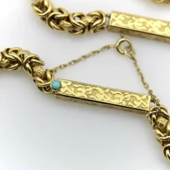 Chaîne de garde longue à maillons fantaisie en or 14 carats de style victorien avec détails en relief