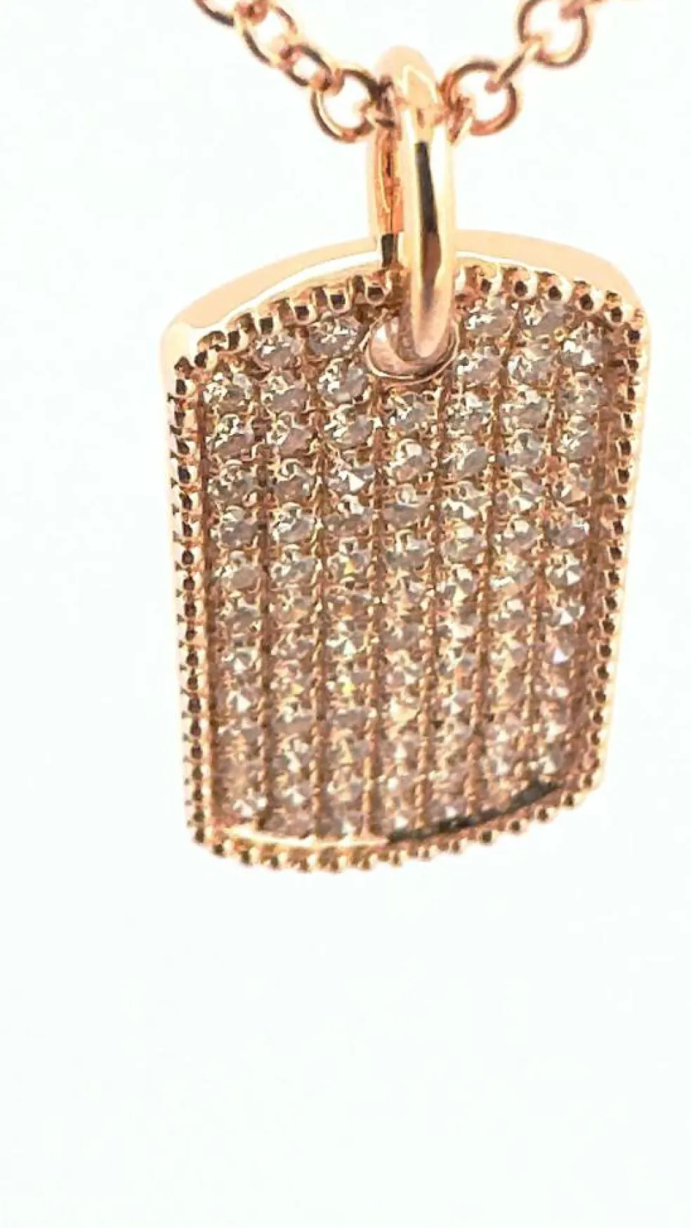 Chaîne et pendentif plaque GI or rose et diamants