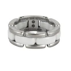 CHANEL - Bague "Ultra" céramique blanche