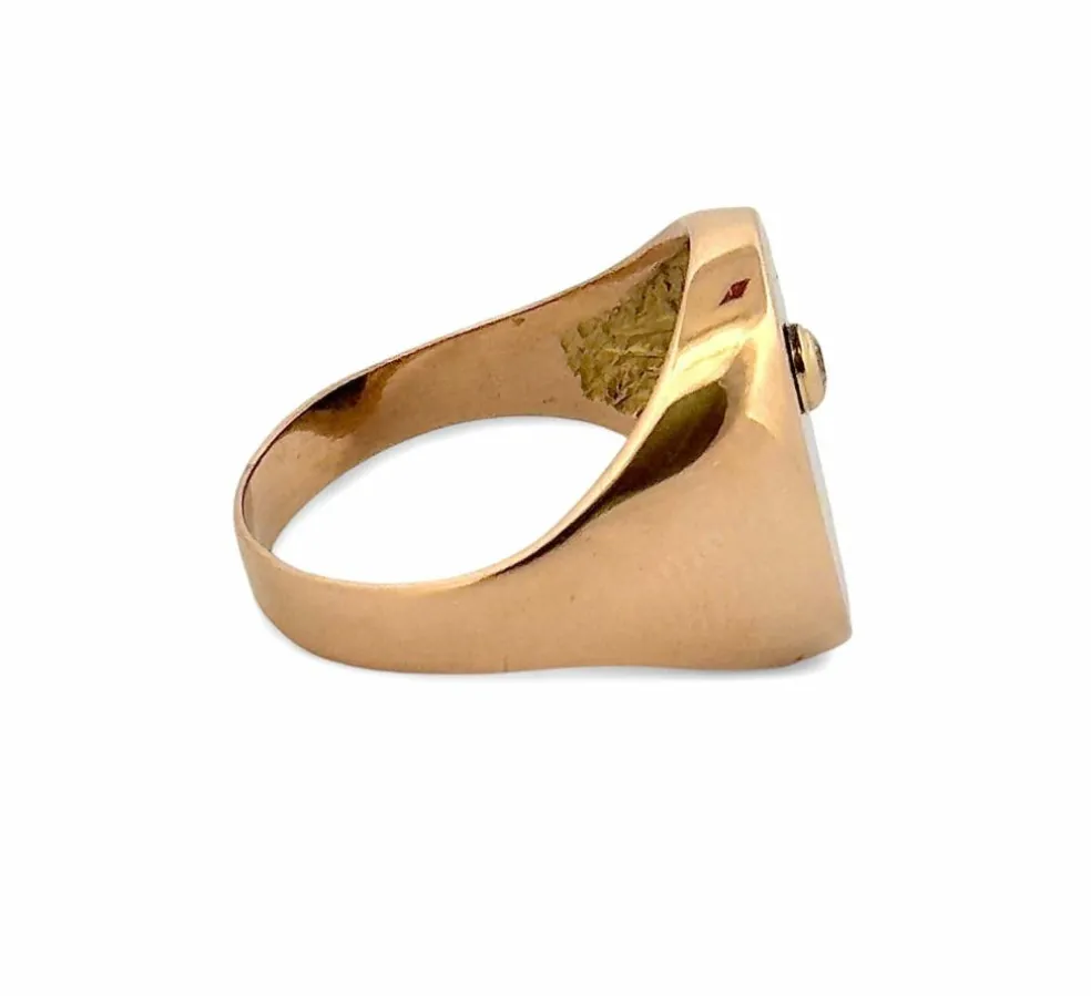 Chevalière en or jaune onyx et diamant