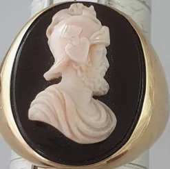 Chevalière Or jaune Camée Agate