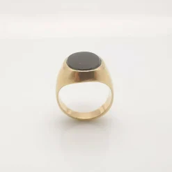 Chevalière Or jaune et Onyx