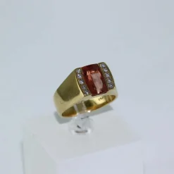 Chevalière Or jaune Topaze et Diamants