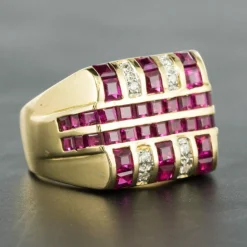 Chevalière rubis diamants