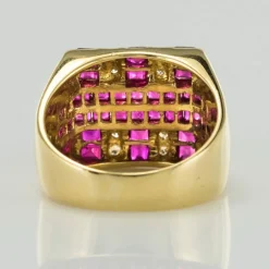 Chevalière rubis diamants