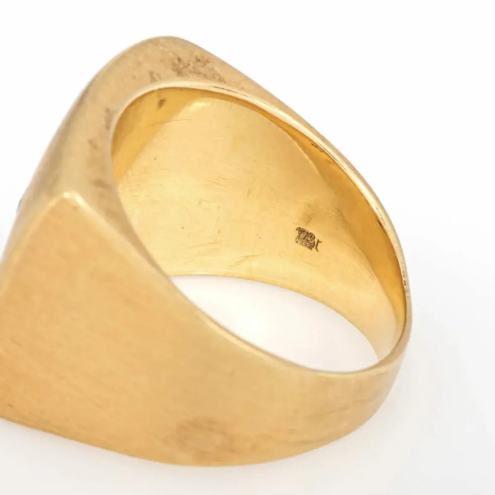 Chevalière vintage en diamant avec motif fossile carré en or jaune 18 carats