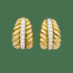 Clips vintage David Webb, platine, or jaune, diamants.