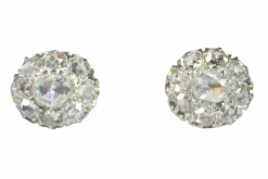 Clous d'oreilles, diamants