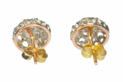 Clous d'oreilles, diamants