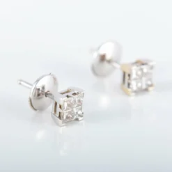 Clous d'oreilles Diamants princesse 0.28ct