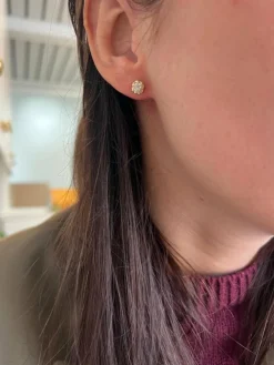 Clous d'oreilles en diamants antiques provenant d'une ancienne mine