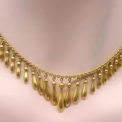 collier à franges graduées en or