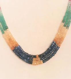 COLLIER 3 RANGS SAPHIRS EMERAUDES SPINELLES ROUGES