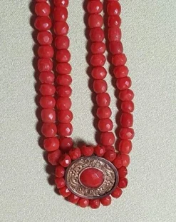 Collier ancien 2 rangs de corail facetté avec motif central - 19ème siècle