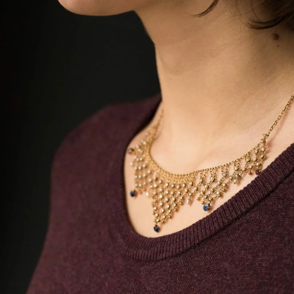 Collier ancien draperie or saphirs rubis et perles