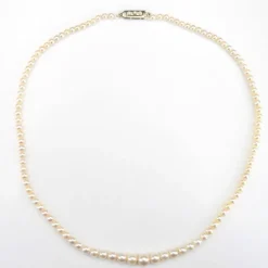 Collier ancien en perles de culture
