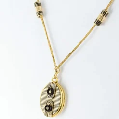 Collier ancien médaillon et coulants émaillés et diamants
