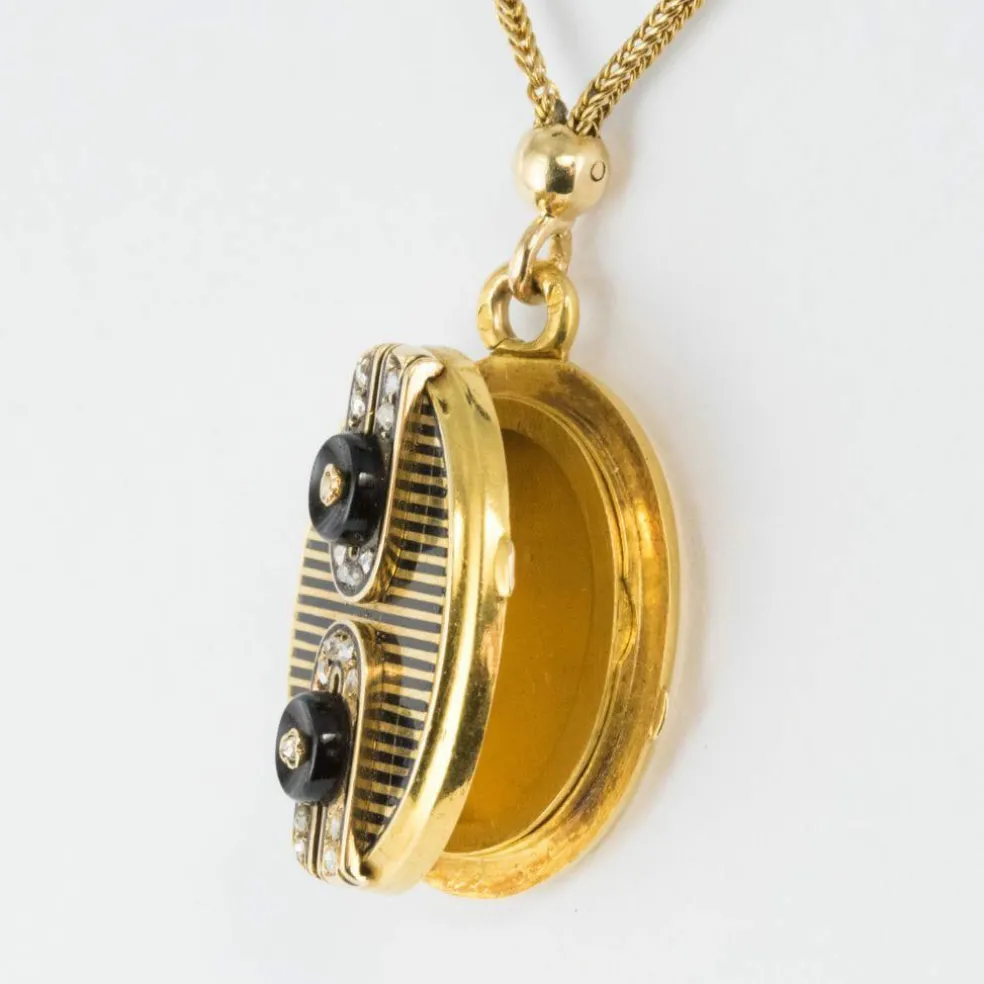 Collier ancien médaillon et coulants émaillés et diamants