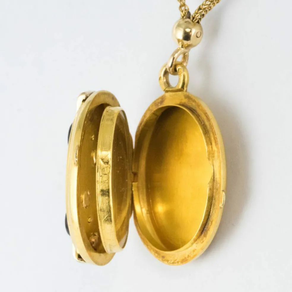Collier ancien médaillon et coulants émaillés et diamants