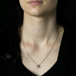 Collier ancien trèfle à quatre feuilles saphirs et diamants