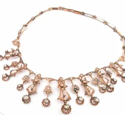 Collier ancien unique en or rose 18 carats et diamants