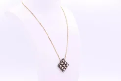 Collier Art Déco en or jaune, argent , perles et diamants