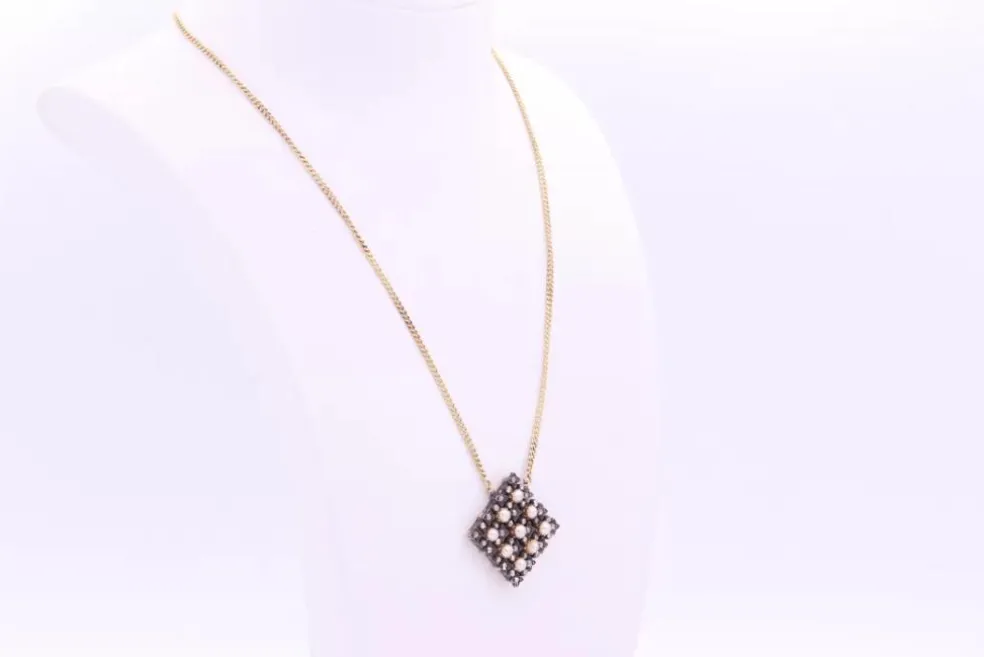 Collier Art Déco en or jaune, argent , perles et diamants