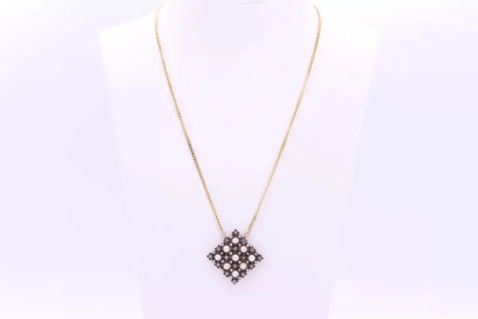 Collier Art Déco en or jaune, argent , perles et diamants