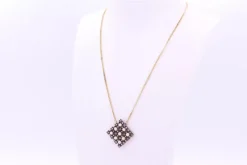 Collier Art Déco en or jaune, argent , perles et diamants
