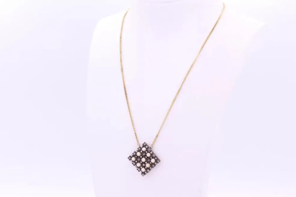 Collier Art Déco en or jaune, argent , perles et diamants