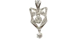 Collier Art Déco en or platine et diamants