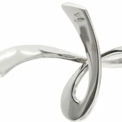 Collier avec croix et diamants