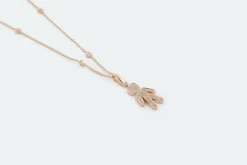 Collier avec pendentif et diamants